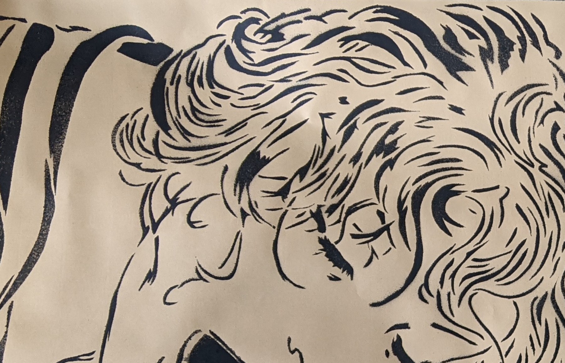 manara closeup